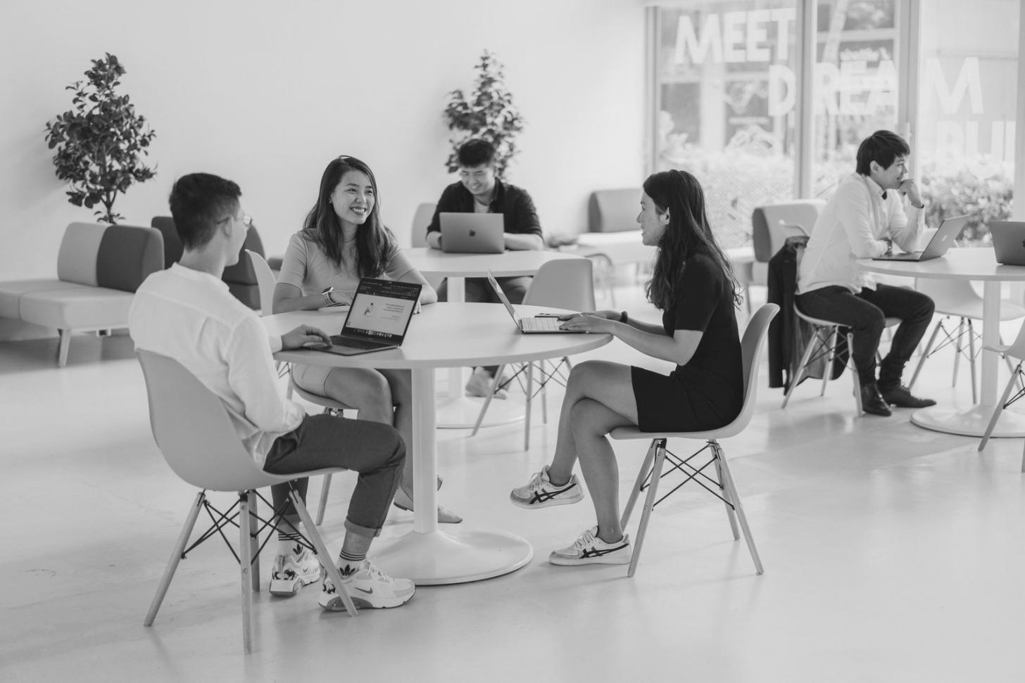 Professional development session focused on advanced news reporting techniques and journalistic skill-building